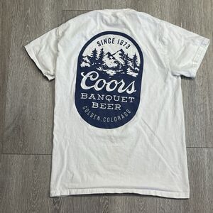 Coors Banquet Beer Mountains Nature Cream White Graphic T-Shirt Men’s S